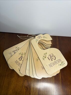 Set of 8 Wooden Newborn to 24-Month clothes size closet divider Hangers